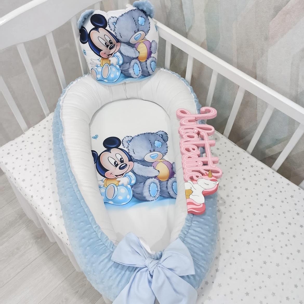 Riduttore con la stampa Mickey e orso bianco azzurro 