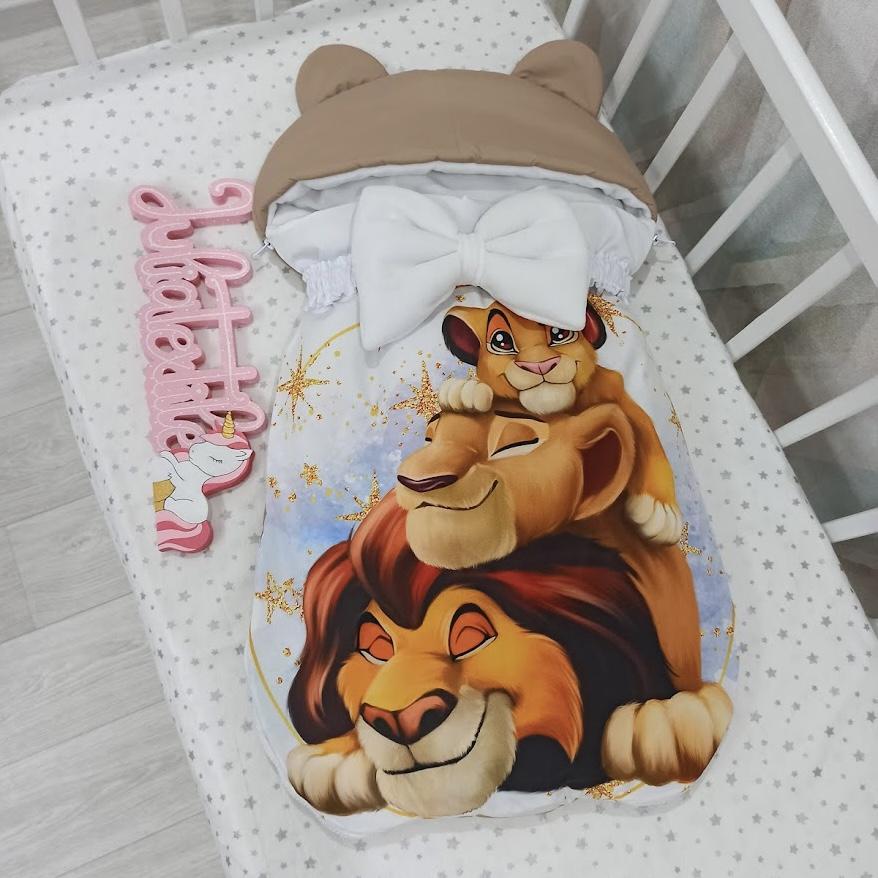 Sacco nanna con la stampa famiglia re leone beige bianco